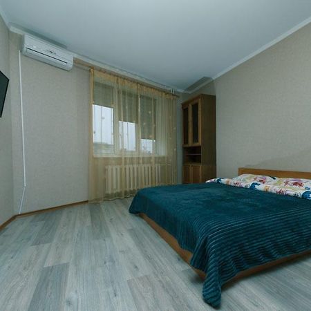 Ахматовой 45 Apartment Kyiv Exterior photo